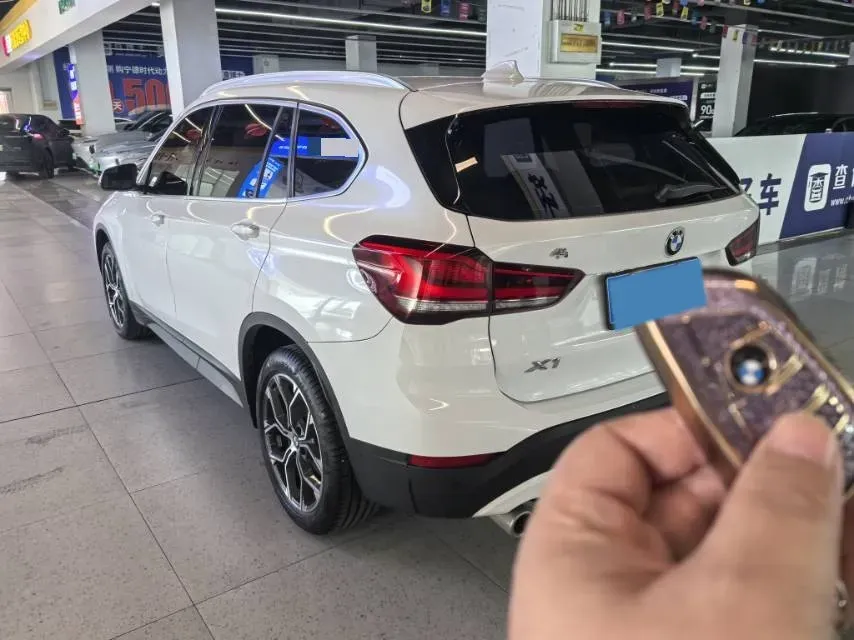 2022 BMW X1 2.0T 192HP L4 7DCT,autocango,china used car exporter,china ev exporter,chinese used car exporter,chinese used ev exporter