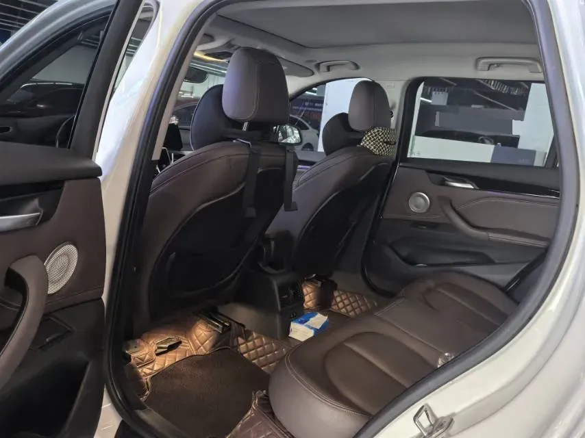 2022 BMW X1 2.0T 192HP L4 7DCT,autocango,china used car exporter,china ev exporter,chinese used car exporter,chinese used ev exporter