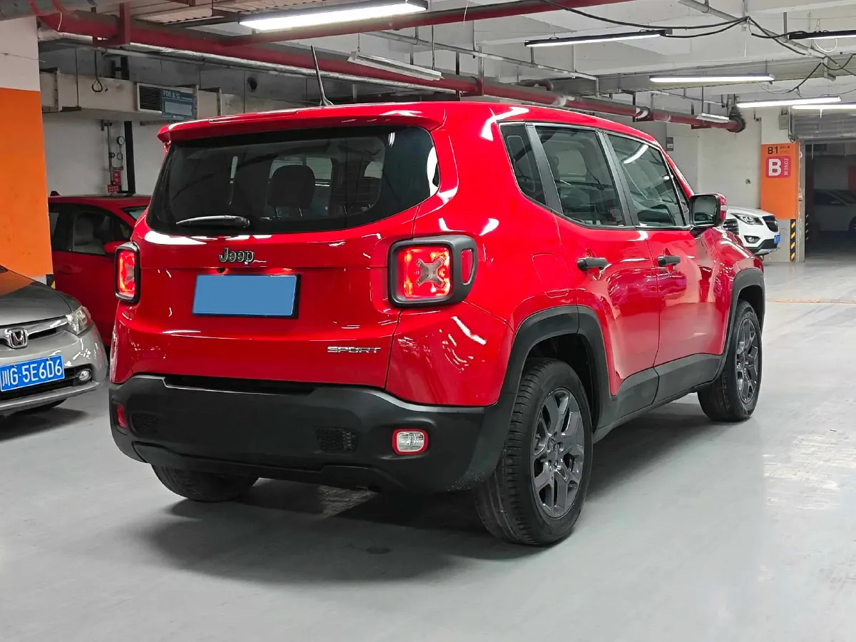 2017 Jeep Renegade 1.4T 150HP L4 7DCT,autocango,china used car exporter,china ev exporter,chinese used car exporter,chinese used ev exporter