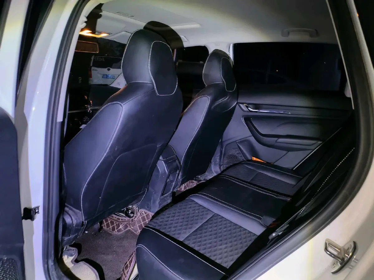 2020 Skoda Kamiq 1.5L 112HP L4 6AT,autocango,china used car exporter,china ev exporter,chinese used car exporter,chinese used ev exporter