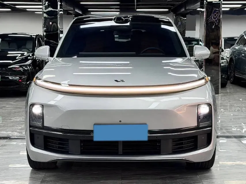 2022 Li L9 Range Extended 154HP REEV 42.6KWH,autocango,china used car exporter,china ev exporter,chinese used car exporter,chinese used ev exporter