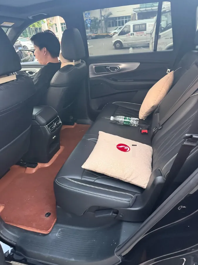 2025 GAC Trumpchi GS8 2.0T 252HP L4 8AT,autocango,china used car exporter,china ev exporter,chinese used car exporter,chinese used ev exporter