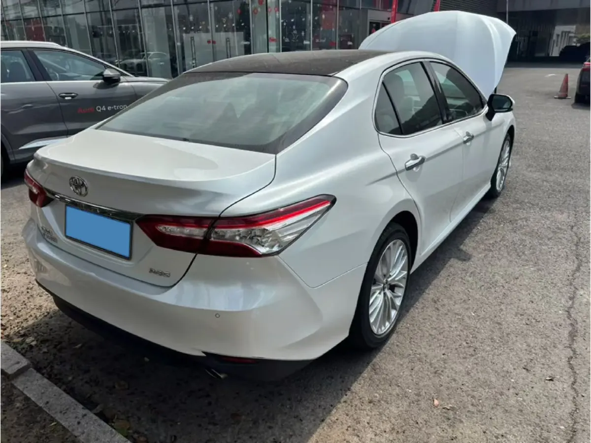 2018 Toyota Camry 2.5L 209HP L4 8AT,autocango,china used car exporter,china ev exporter,chinese used car exporter,chinese used ev exporter