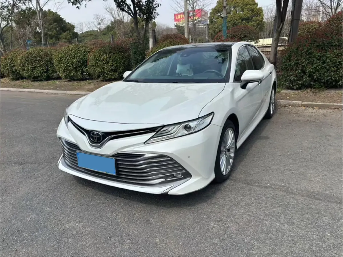2018 Toyota Camry 2.5L 209HP L4 8AT,autocango,china used car exporter,china ev exporter,chinese used car exporter,chinese used ev exporter