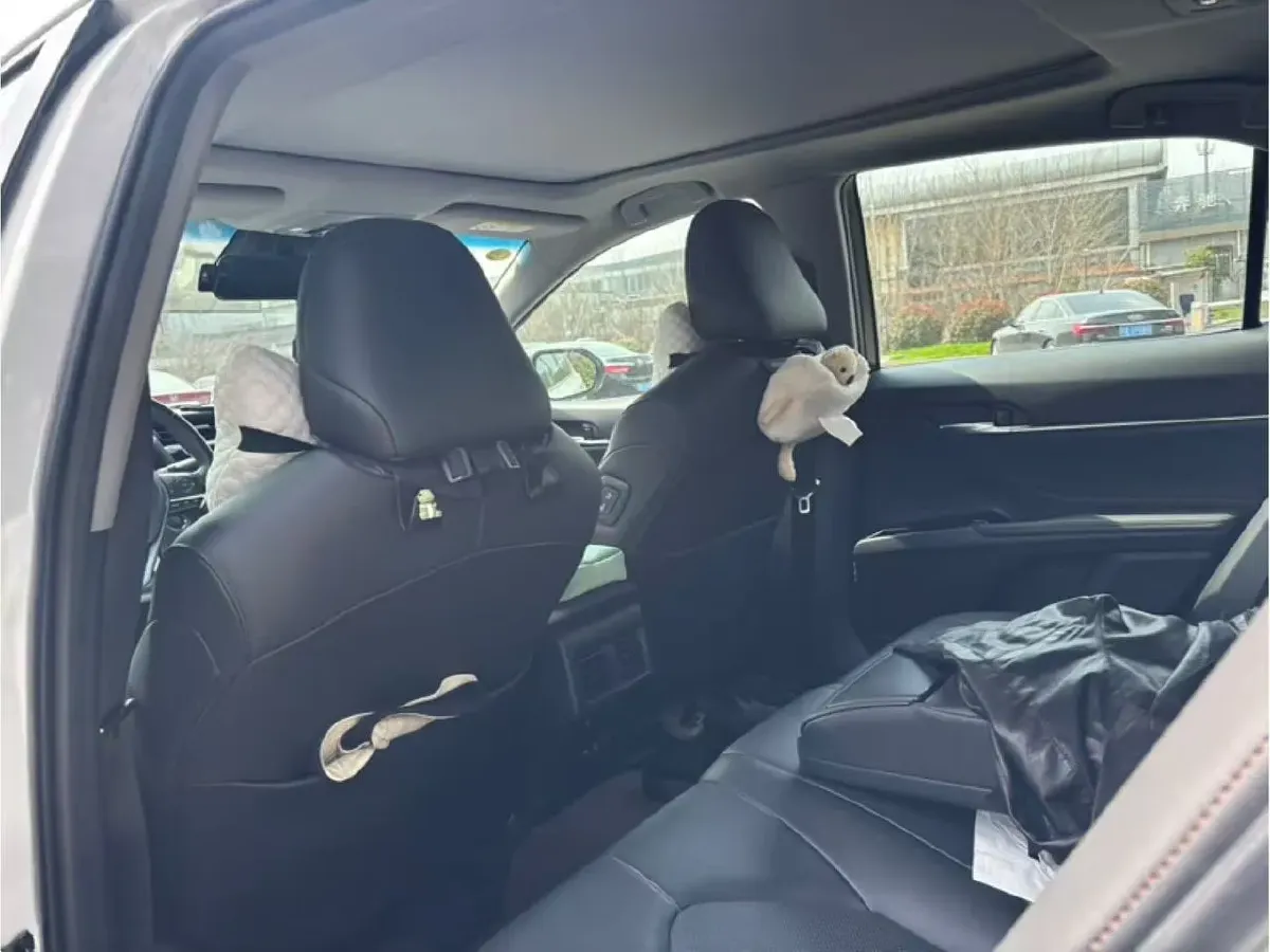 2018 Toyota Camry 2.5L 209HP L4 8AT,autocango,china used car exporter,china ev exporter,chinese used car exporter,chinese used ev exporter