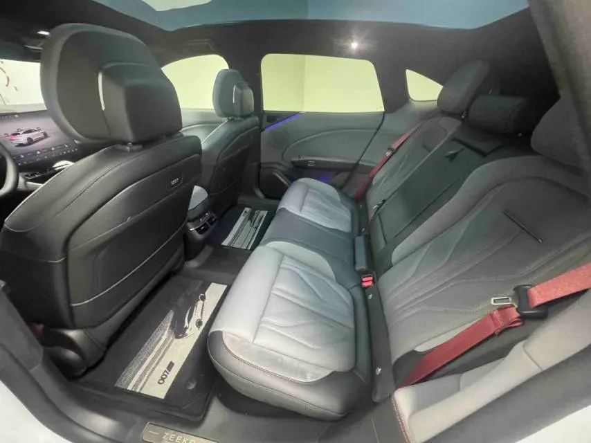 2025 Zeekr 007GT BEV 75KWH,autocango,china used car exporter,china ev exporter,chinese used car exporter,chinese used ev exporter