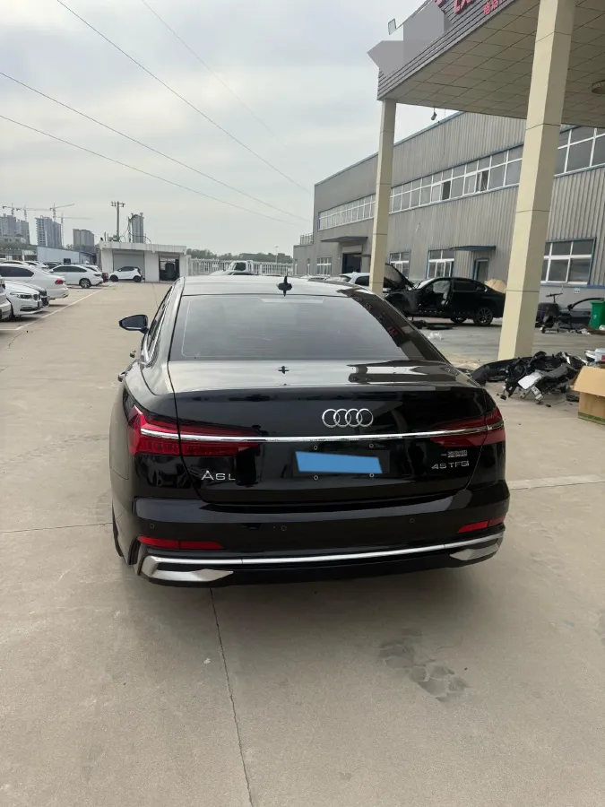 2023 Audi A6L 2.0T 245HP L4 7DCT,autocango,china used car exporter,china ev exporter,chinese used car exporter,chinese used ev exporter