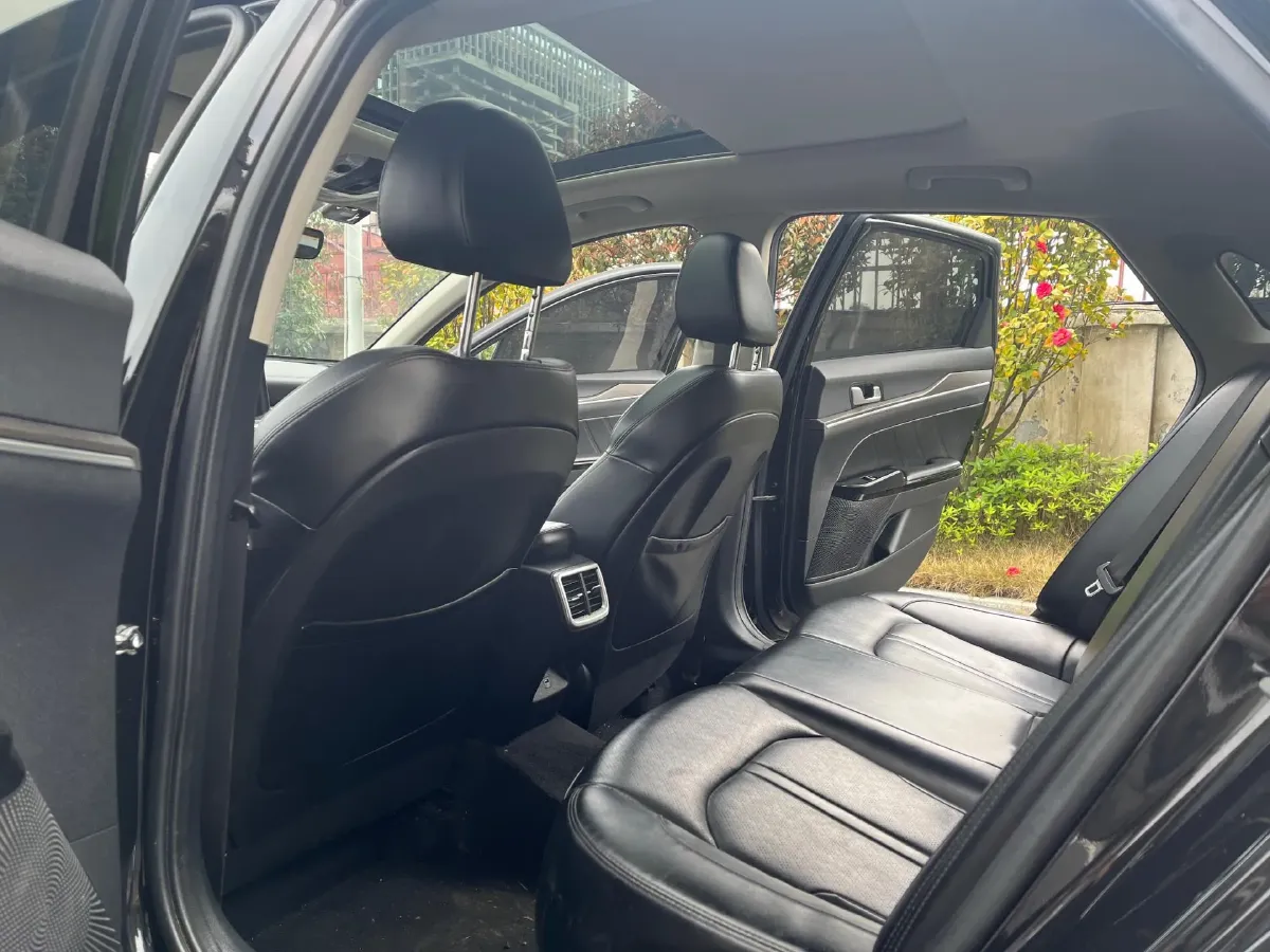 2020 Kia K5 1.5T 170HP L4 7DCT,autocango,china used car exporter,china ev exporter,chinese used car exporter,chinese used ev exporter