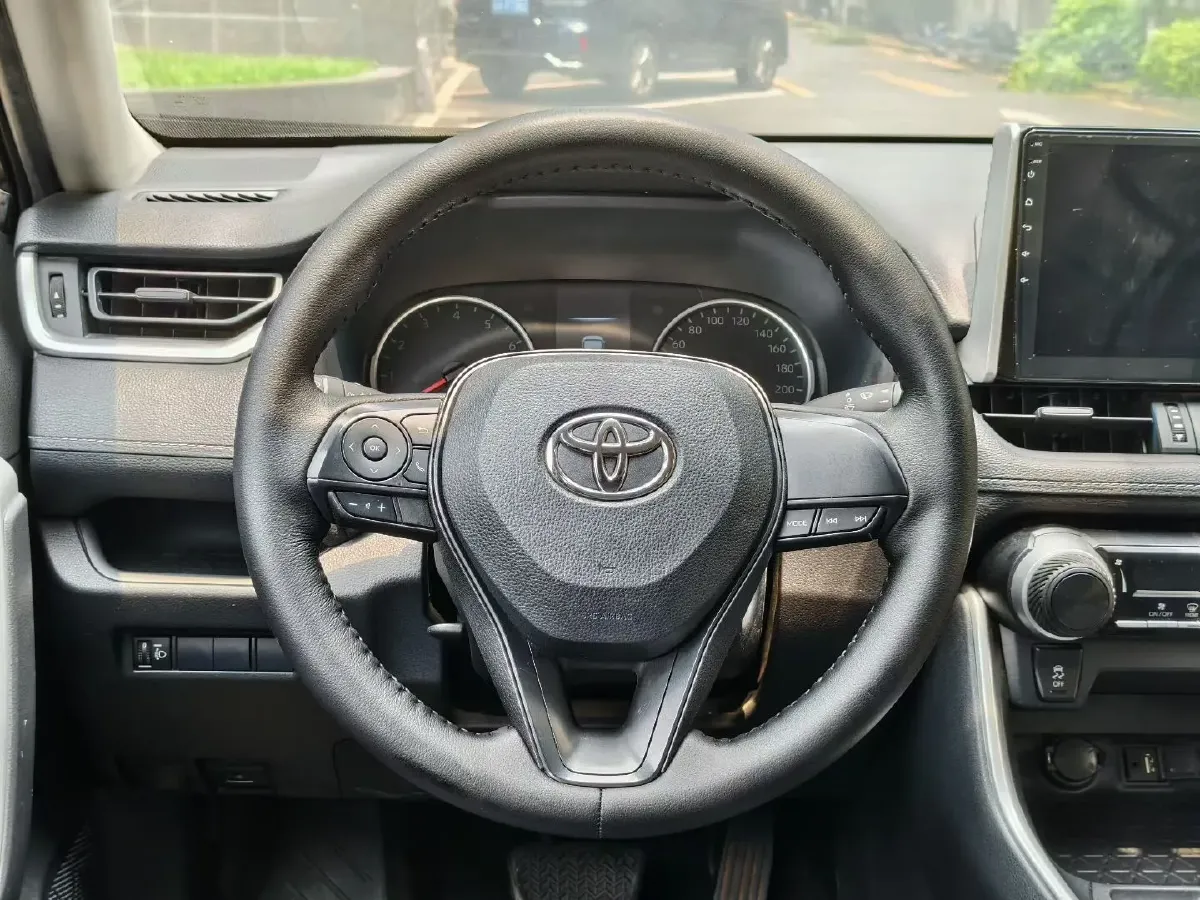 2022 Toyota Wildlander 2.0L 171HP L4 CVT,autocango,china used car exporter,china ev exporter,chinese used car exporter,chinese used ev exporter