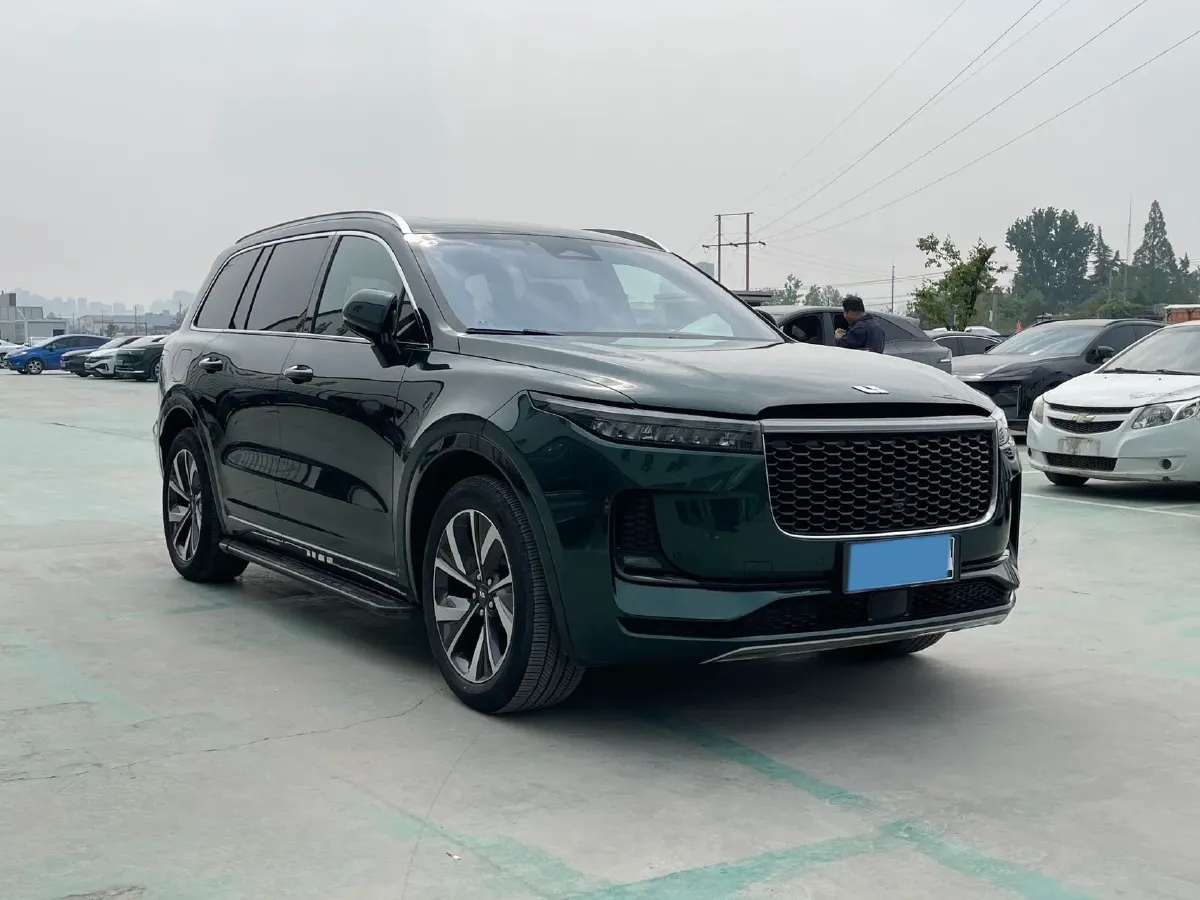 2021 Li ONE Range Extended 131HP REEV 40.5KWH,autocango,china used car exporter,china ev exporter,chinese used car exporter,chinese used ev exporter