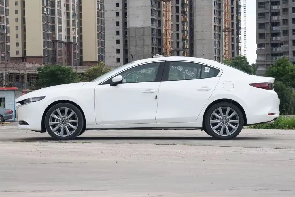 2023 Mazda 3 Axela 2.0L 158HP L4 6AT,autocango,china used car exporter,china ev exporter,chinese used car exporter,chinese used ev exporter