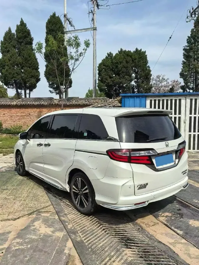 2021 Honda Odyssey 2.0L 146HP L4 E-CVT Hybrid,autocango,china used car exporter,china ev exporter,chinese used car exporter,chinese used ev exporter