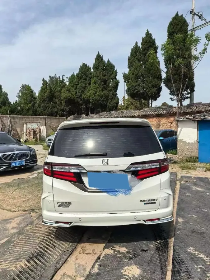 2021 Honda Odyssey 2.0L 146HP L4 E-CVT Hybrid,autocango,china used car exporter,china ev exporter,chinese used car exporter,chinese used ev exporter