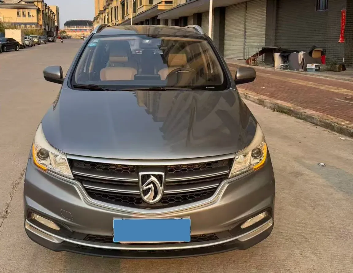 2019 BaoJun 730 1.5T 147HP L4 CVT,autocango,china used car exporter,china ev exporter,chinese used car exporter,chinese used ev exporter