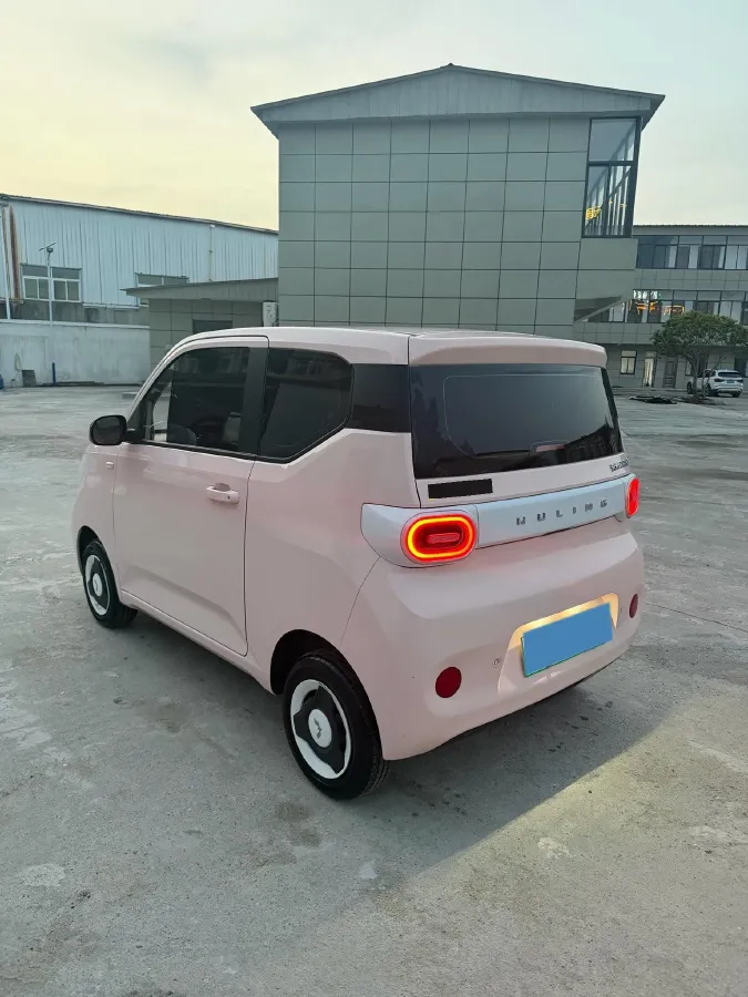 2024 WuLing HongGuang MINI EV BEV 17.3KWH,autocango,china used car exporter,china ev exporter,chinese used car exporter,chinese used ev exporter