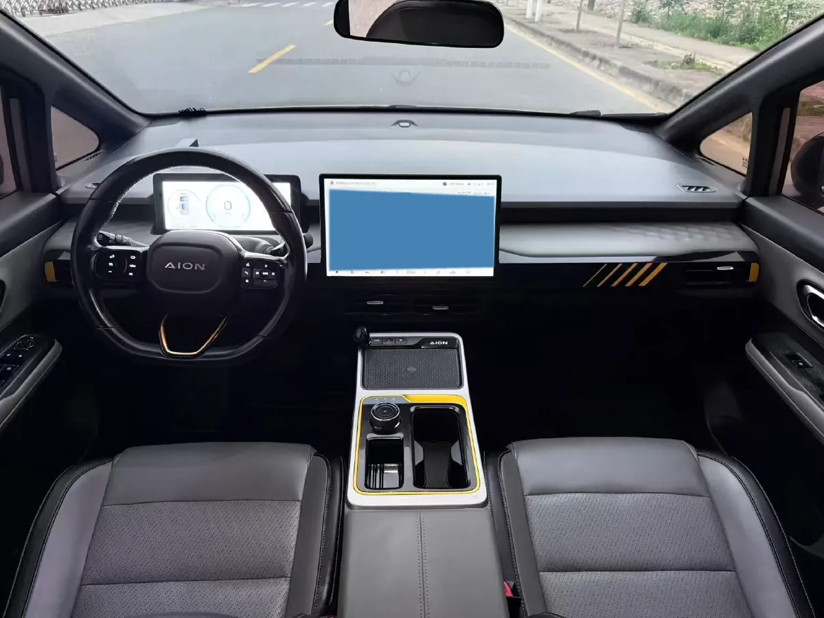 2022 Geely Okavango 1.8T 184HP L4 7DCT,autocango,china used car exporter,china ev exporter,chinese used car exporter,chinese used ev exporter