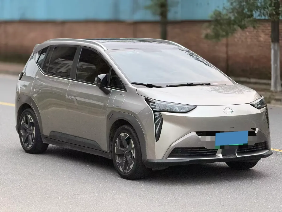 2022 Geely Okavango 1.8T 184HP L4 7DCT,autocango,china used car exporter,china ev exporter,chinese used car exporter,chinese used ev exporter