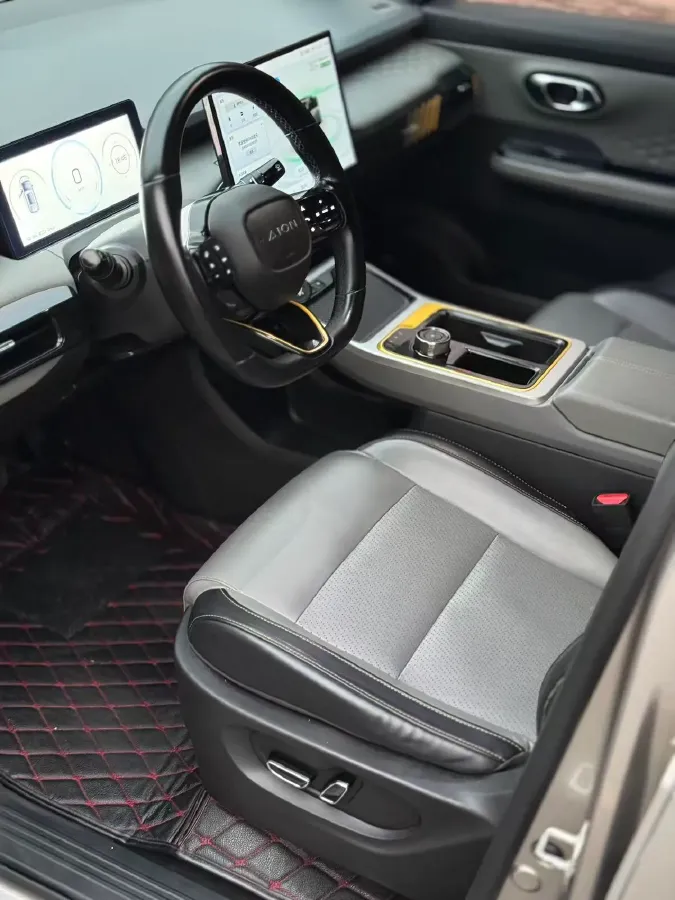 2022 Geely Okavango 1.8T 184HP L4 7DCT,autocango,china used car exporter,china ev exporter,chinese used car exporter,chinese used ev exporter