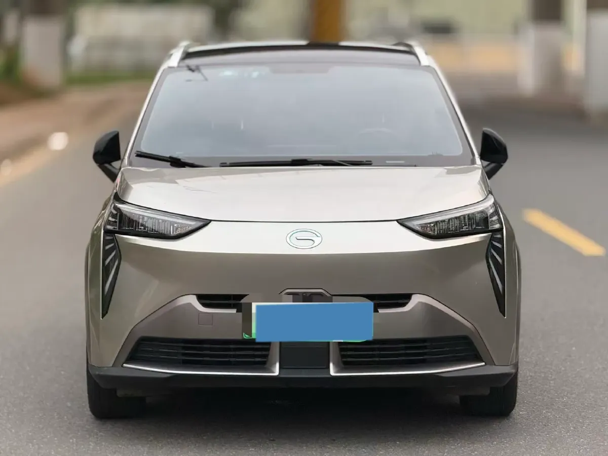 2022 Geely Okavango 1.8T 184HP L4 7DCT,autocango,china used car exporter,china ev exporter,chinese used car exporter,chinese used ev exporter