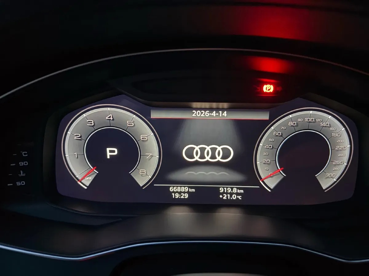 2019 Audi A6L 2.0T 190HP L4 7DCT,autocango,china used car exporter,china ev exporter,chinese used car exporter,chinese used ev exporter