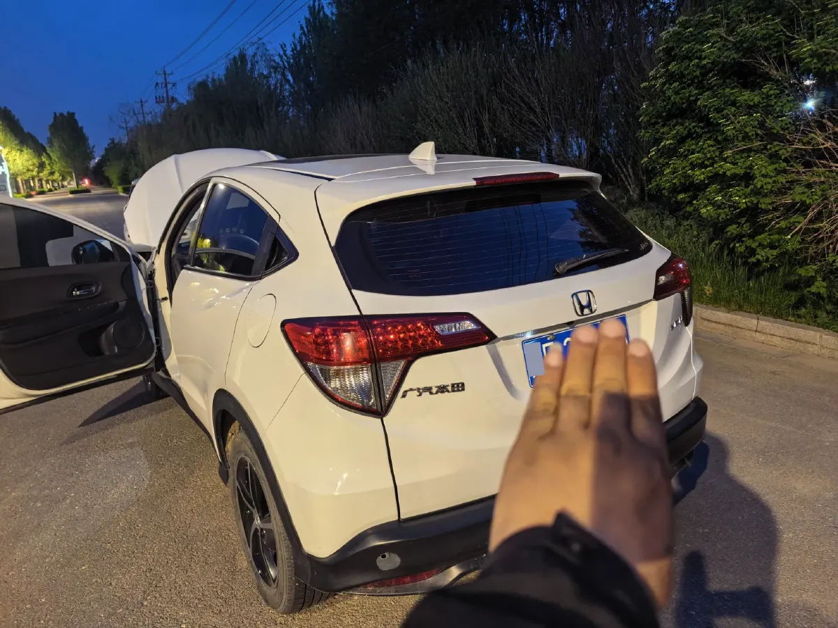 2020 Honda Vezel 1.5L 131HP L4 CVT,autocango,china used car exporter,china ev exporter,chinese used car exporter,chinese used ev exporter