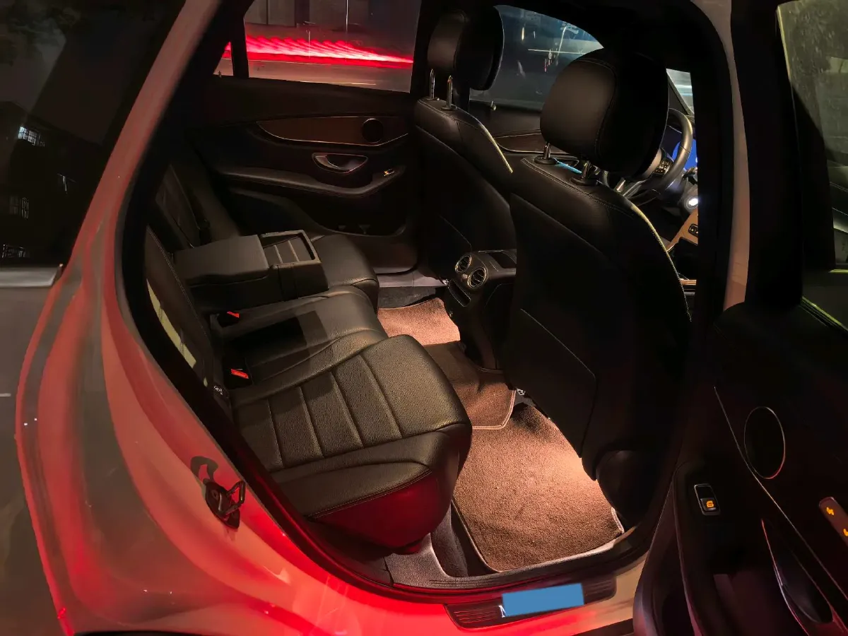 2020 Mercedes-Benz GLC Class 2.0T 258HP L4 9AT,autocango,china used car exporter,china ev exporter,chinese used car exporter,chinese used ev exporter