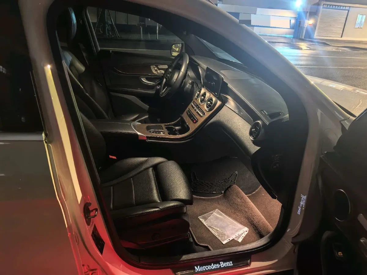 2020 Mercedes-Benz GLC Class 2.0T 258HP L4 9AT,autocango,china used car exporter,china ev exporter,chinese used car exporter,chinese used ev exporter