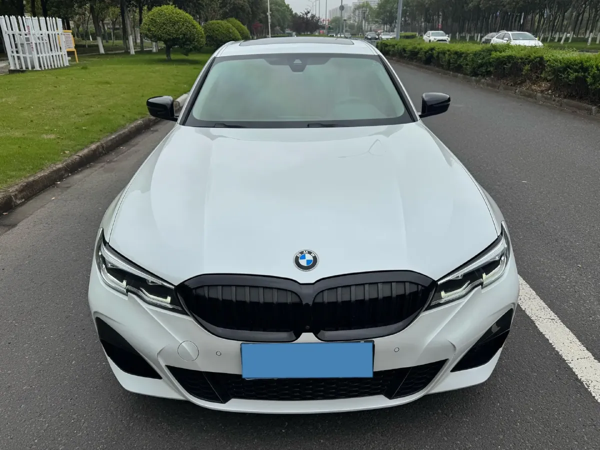 2021 BMW 3 Series 2.0T 184HP L4 8AT,autocango,china used car exporter,china ev exporter,chinese used car exporter,chinese used ev exporter
