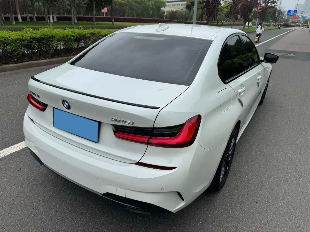 2021 BMW 3 Series 2.0T 184HP L4 8AT,autocango,china used car exporter,china ev exporter,chinese used car exporter,chinese used ev exporter