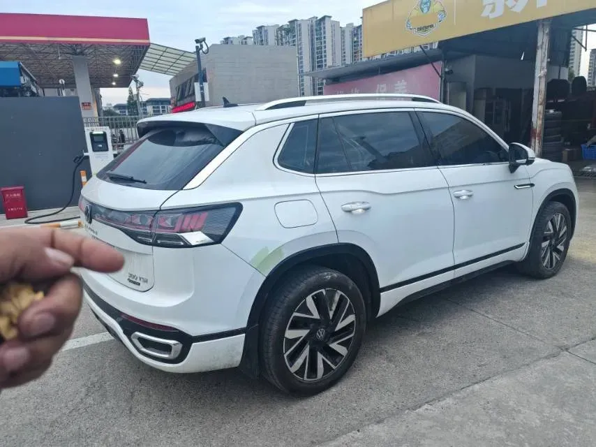 2023 Volkswagen Tayron 2.0T 220HP L4 7DCT,autocango,china used car exporter,china ev exporter,chinese used car exporter,chinese used ev exporter