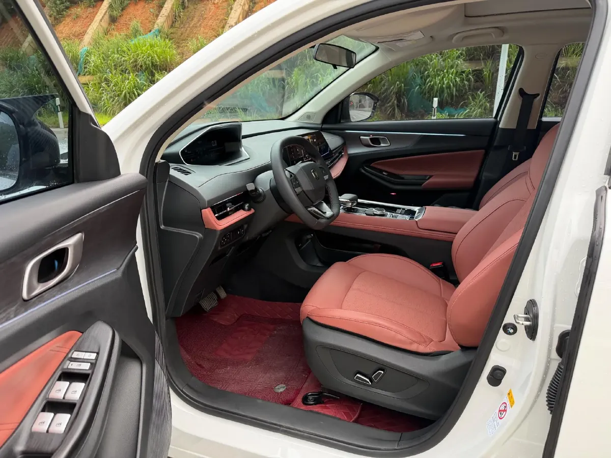 2024 ChangAn CS55 Plus 1.5T 188HP L4 7DCT,autocango,china used car exporter,china ev exporter,chinese used car exporter,chinese used ev exporter