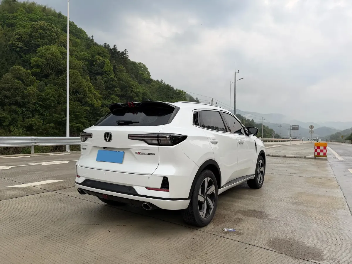 2024 ChangAn CS55 Plus 1.5T 188HP L4 7DCT,autocango,china used car exporter,china ev exporter,chinese used car exporter,chinese used ev exporter