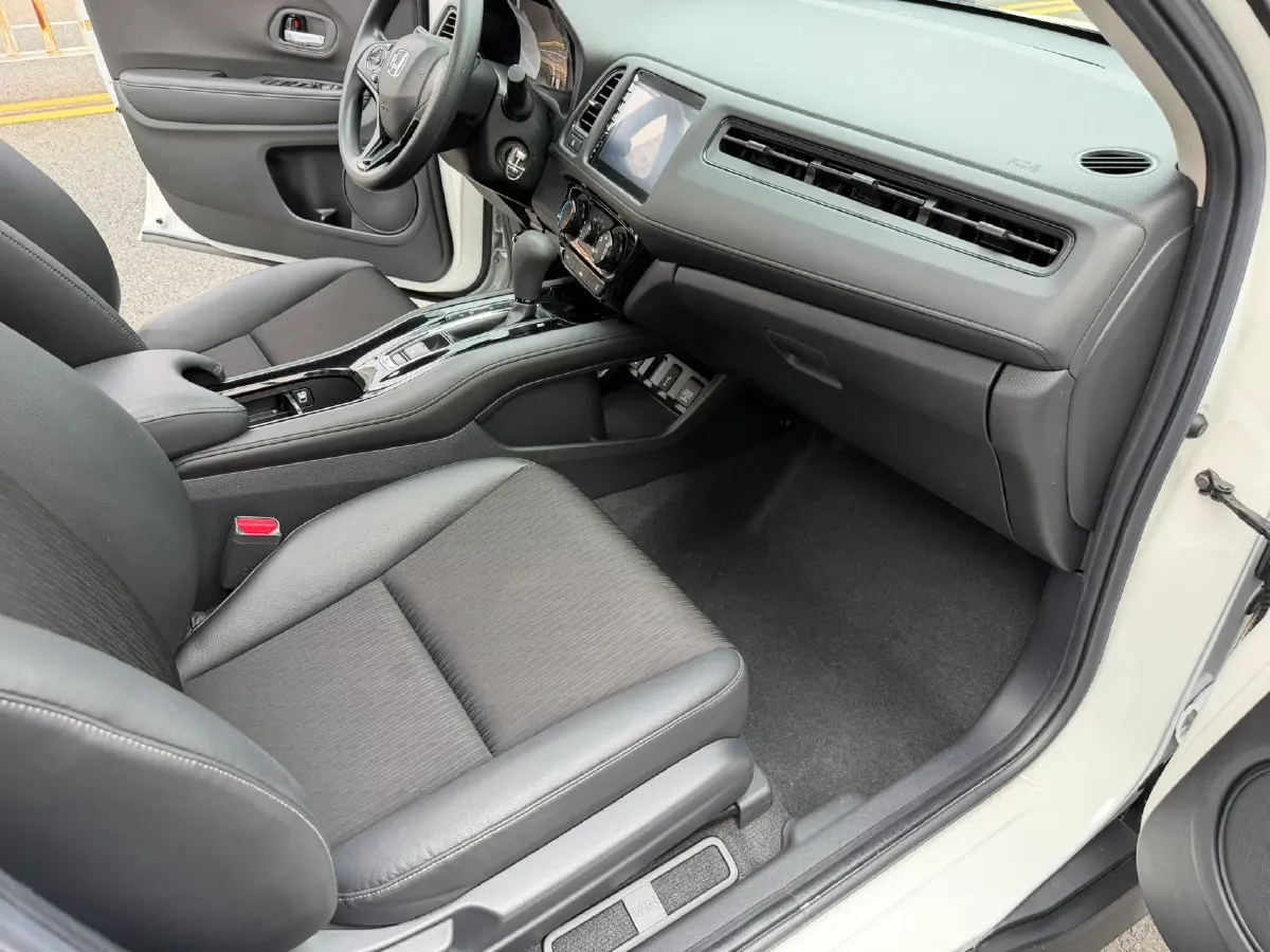 2020 Honda Vezel 1.5L 131HP L4 CVT,autocango,china used car exporter,china ev exporter,chinese used car exporter,chinese used ev exporter