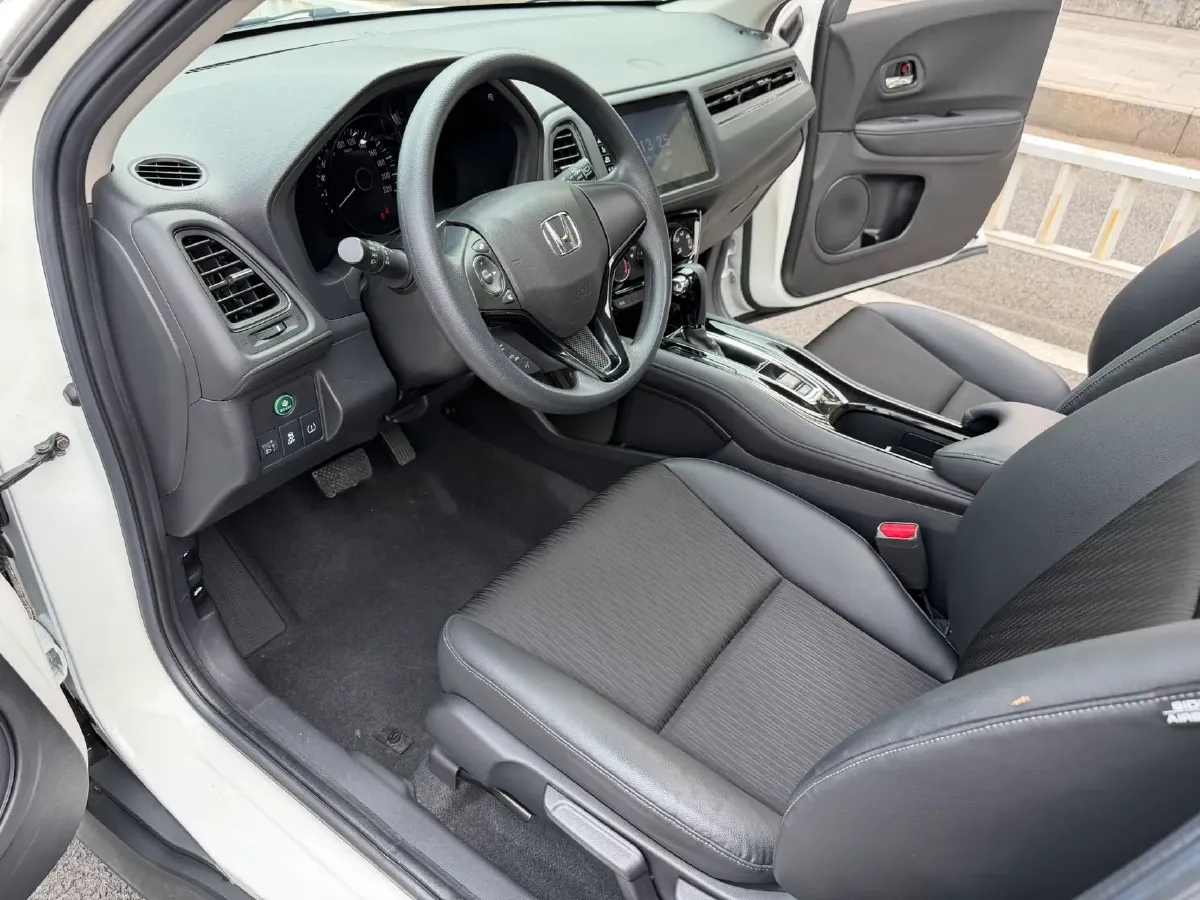 2020 Honda Vezel 1.5L 131HP L4 CVT,autocango,china used car exporter,china ev exporter,chinese used car exporter,chinese used ev exporter