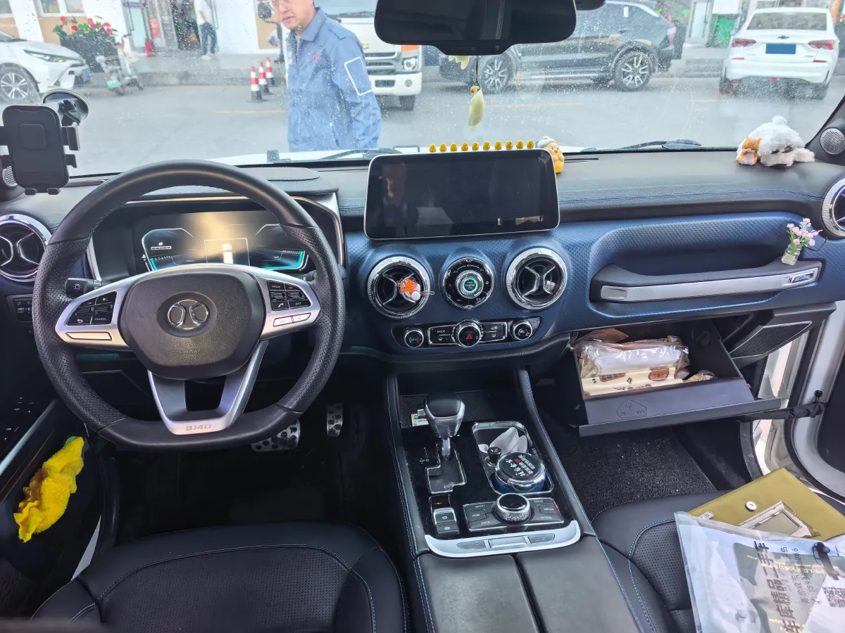 2019 Beijing BJ40 2.3T 231HP L4 6AT,autocango,china used car exporter,china ev exporter,chinese used car exporter,chinese used ev exporter