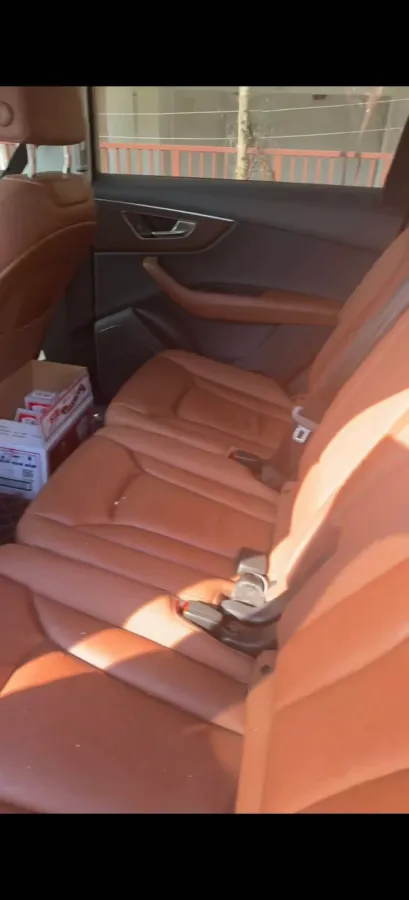 2022 Audi Q7 2.0T 245HP L4 8AT,autocango,china used car exporter,china ev exporter,chinese used car exporter,chinese used ev exporter