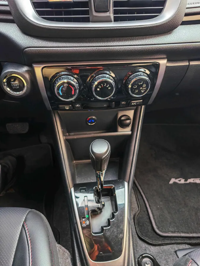 2022 Toyota Yaris L 1.5L 112HP L4 CVT,autocango,china used car exporter,china ev exporter,chinese used car exporter,chinese used ev exporter