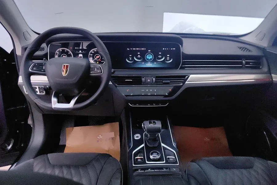 2019 HongQi HS5 2.0T 224HP L4 6AT,autocango,china used car exporter,china ev exporter,chinese used car exporter,chinese used ev exporter