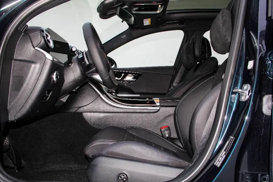 2023 Mercedes-Benz C Class 1.5T 204HP L4 9AT,autocango,china used car exporter,china ev exporter,chinese used car exporter,chinese used ev exporter