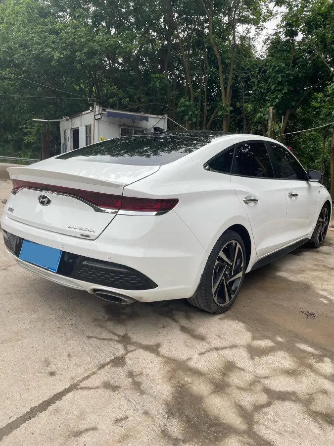 2019 Hyundai La Festa 1.6T 204HP L4 7DCT,autocango,china used car exporter,china ev exporter,chinese used car exporter,chinese used ev exporter