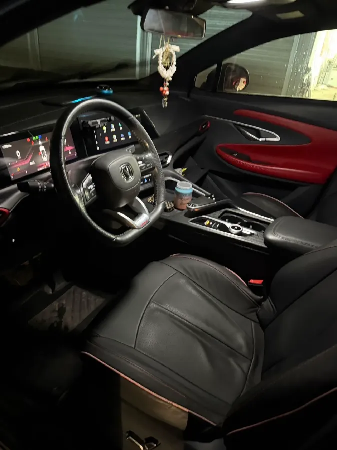 2020 ChangAn UNI-T 1.5T 180HP L4 7DCT,autocango,china used car exporter,china ev exporter,chinese used car exporter,chinese used ev exporter