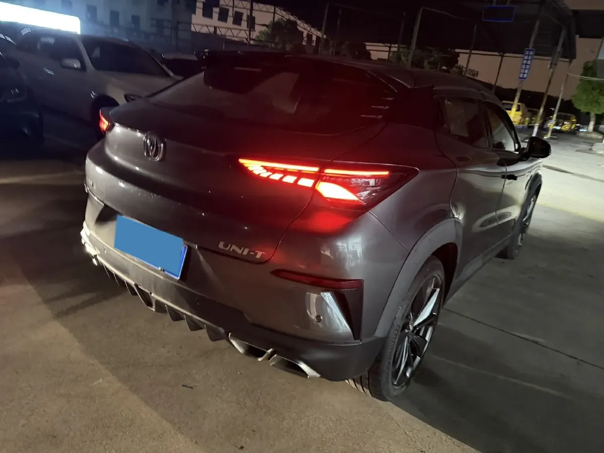 2020 ChangAn UNI-T 1.5T 180HP L4 7DCT,autocango,china used car exporter,china ev exporter,chinese used car exporter,chinese used ev exporter