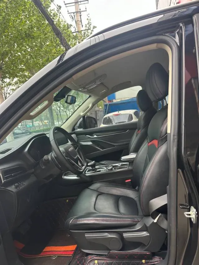 2020 MAXUS D90 Pro 2.0T 218HP L4 8AT,autocango,china used car exporter,china ev exporter,chinese used car exporter,chinese used ev exporter