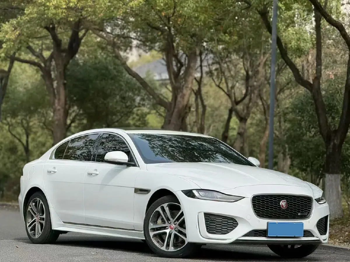 2023 Jaguar XEL 2.0T 250HP L4 8AT,autocango,china used car exporter,china ev exporter,chinese used car exporter,chinese used ev exporter