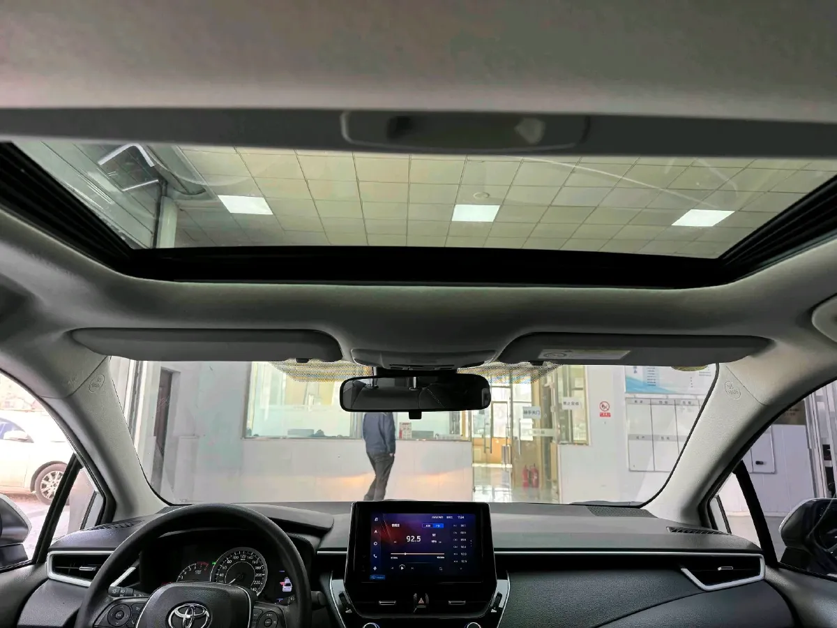 2021 Toyota Corolla 1.2T 116HP L4 CVT,autocango,china used car exporter,china ev exporter,chinese used car exporter,chinese used ev exporter