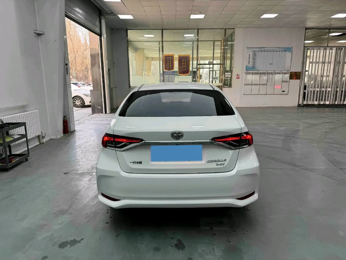 2021 Toyota Corolla 1.2T 116HP L4 CVT,autocango,china used car exporter,china ev exporter,chinese used car exporter,chinese used ev exporter