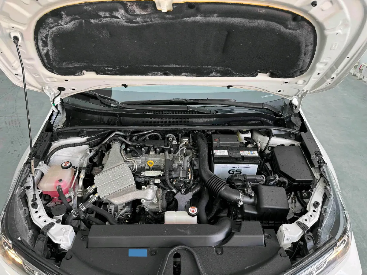 2021 Toyota Corolla 1.2T 116HP L4 CVT,autocango,china used car exporter,china ev exporter,chinese used car exporter,chinese used ev exporter