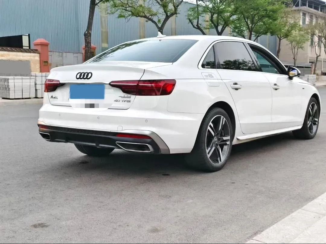2020 Audi A4L 2.0T 190HP L4 7DCT,autocango,china used car exporter,china ev exporter,chinese used car exporter,chinese used ev exporter