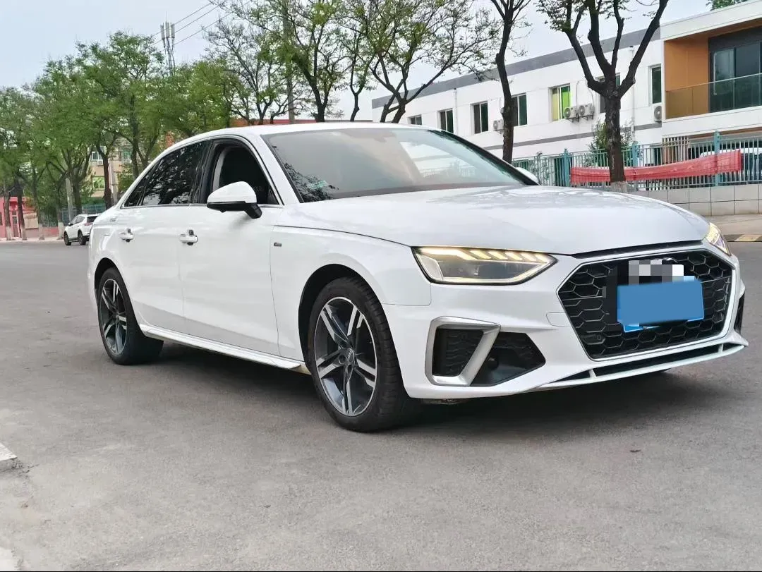 2020 Audi A4L 2.0T 190HP L4 7DCT,autocango,china used car exporter,china ev exporter,chinese used car exporter,chinese used ev exporter