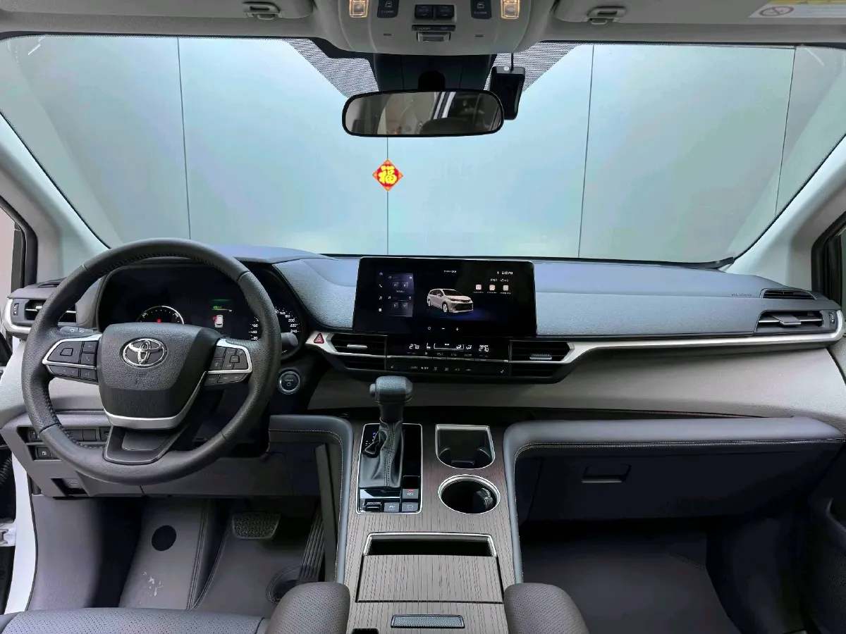 2026 Toyota Sienna 2.5L 189HP L4 E-CVT Hybrid,autocango,china used car exporter,china ev exporter,chinese used car exporter,chinese used ev exporter
